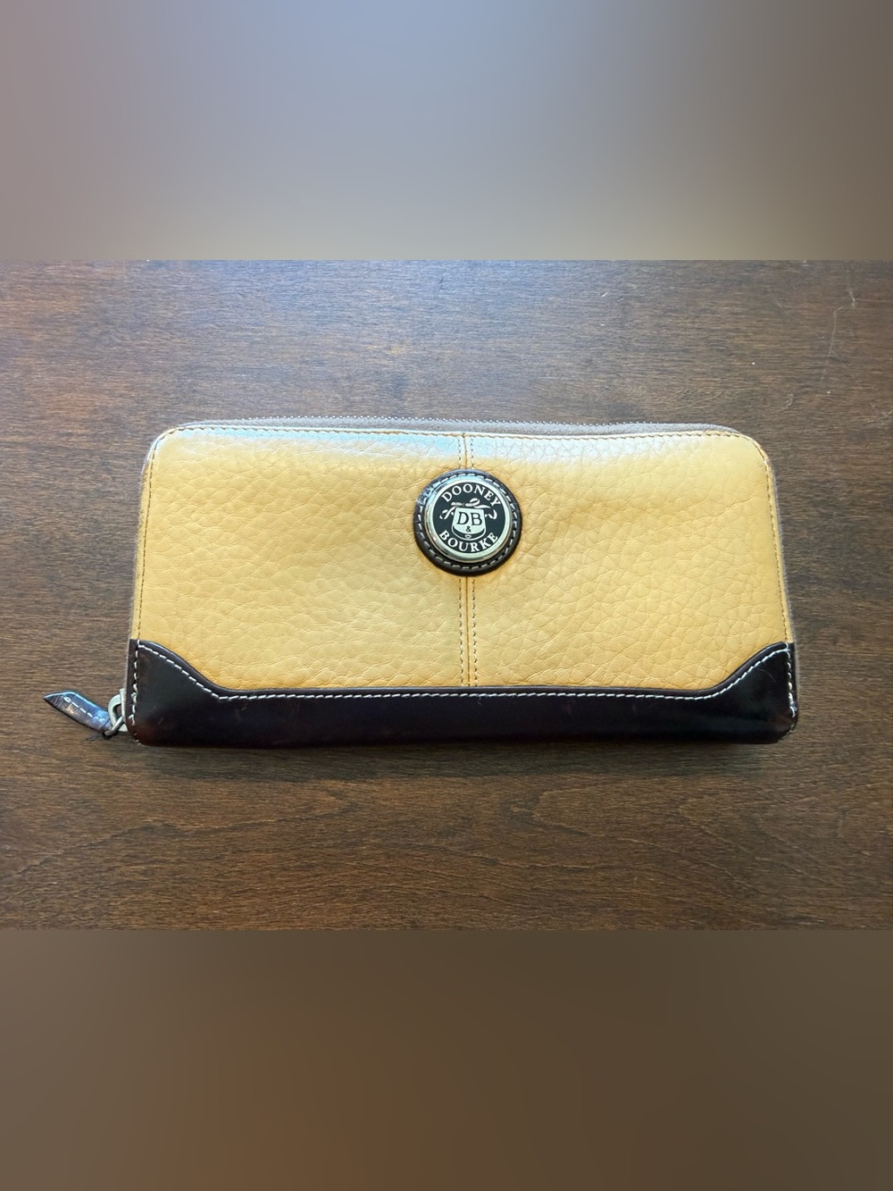 Dooney & Bourke Vintage Tan & Dark Brown Zip-Around Pebble Leather Wallet